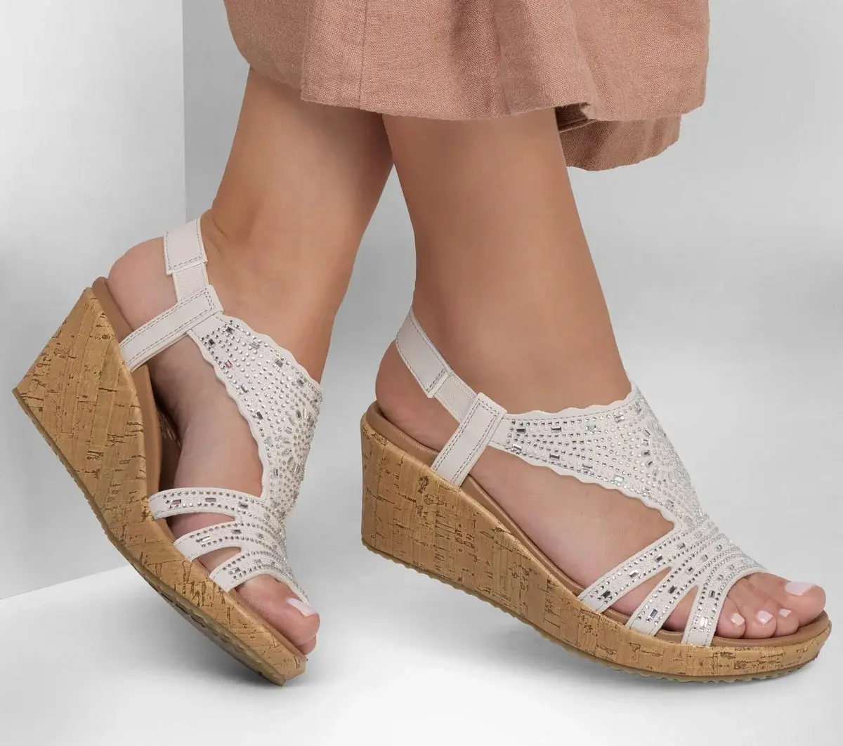 Beverlee – Dazzling Charm