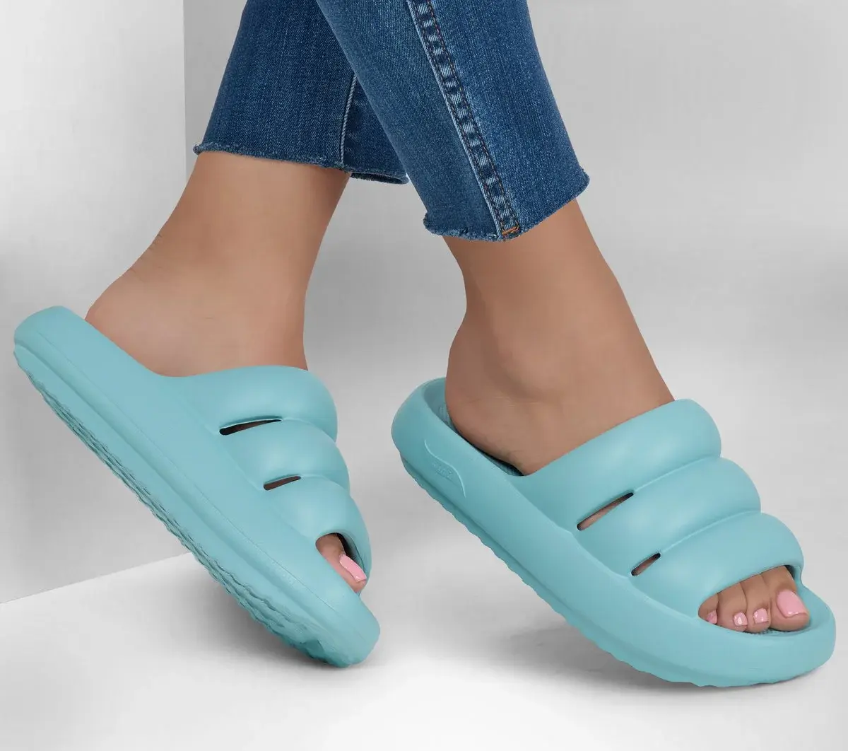 Foamies: Arch Fit Horizon – Relaxed