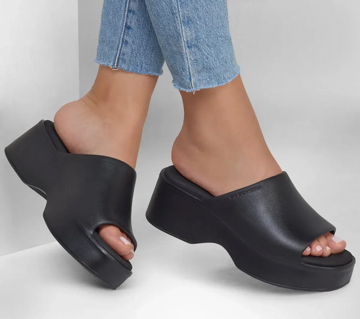 Foamies: Rave – As If