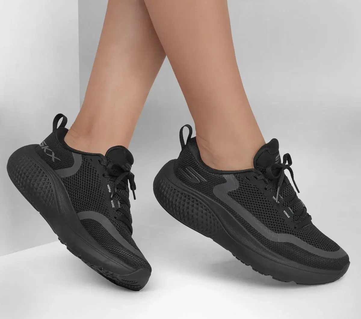 GO RUN Supersonic Max