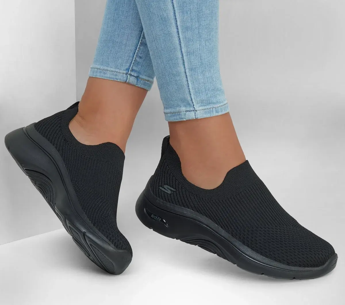 GO WALK Arch Fit 2.0 – Paityn