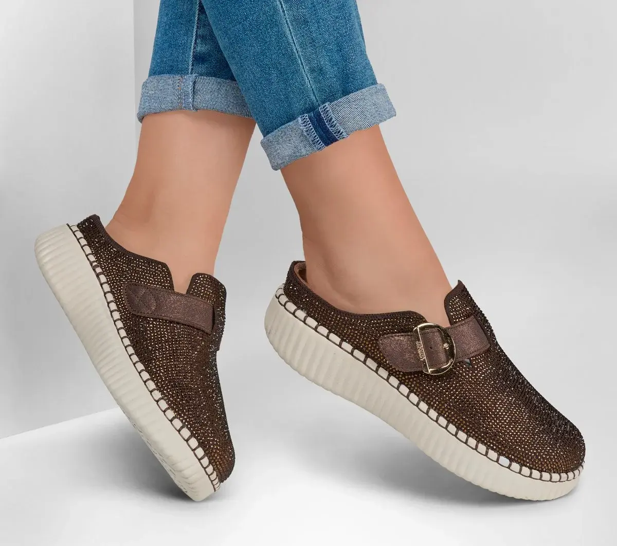 Martha Stewart: Arch Fit Topangah