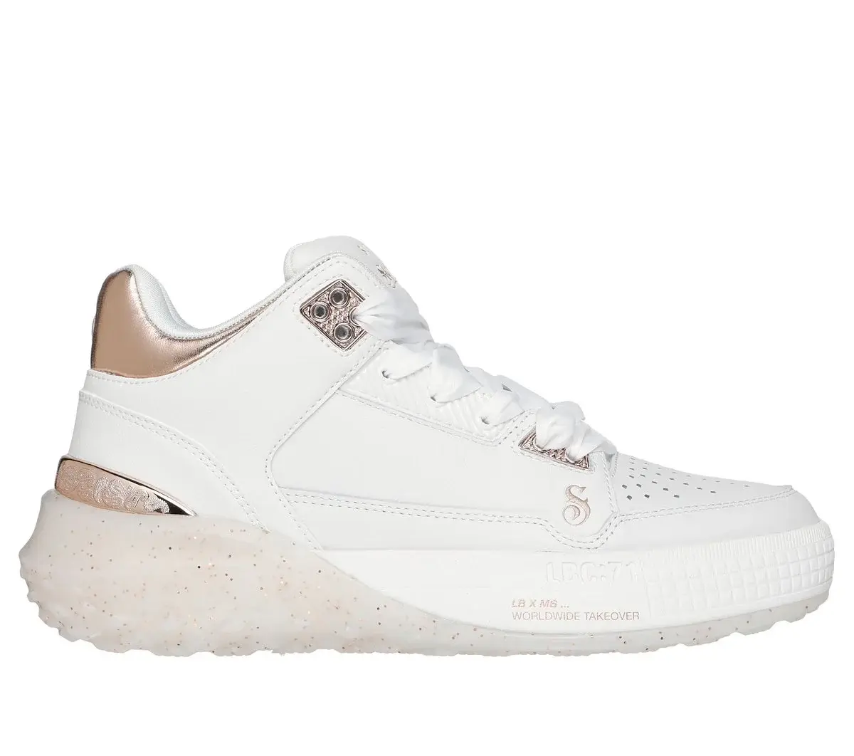 Snoop Dogg: Sizzle – Buckets