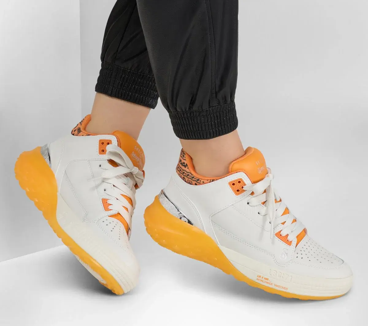 Snoop Dogg: Sizzle – Buckets OG