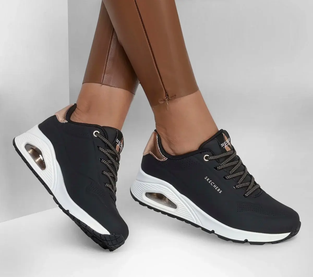 Uno – Shimmer Away